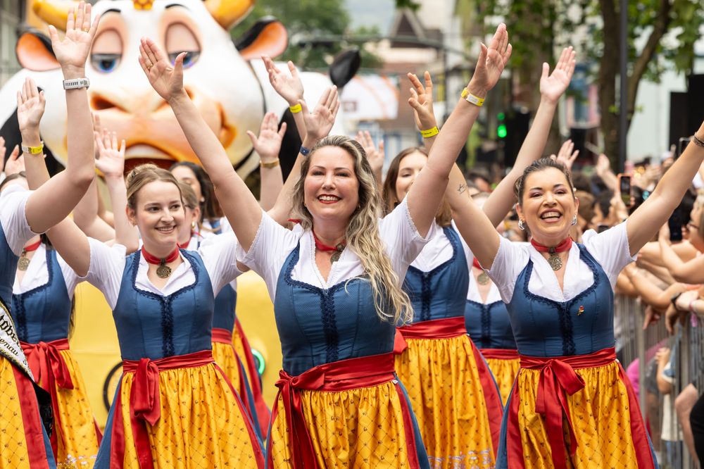 Kochk&auml;sewagen na Oktoberfest Blumenau