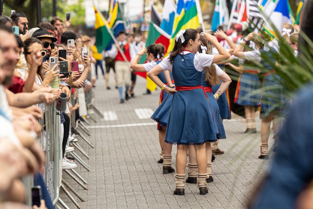 Kochk&auml;sewagen na Oktoberfest Blumenau
