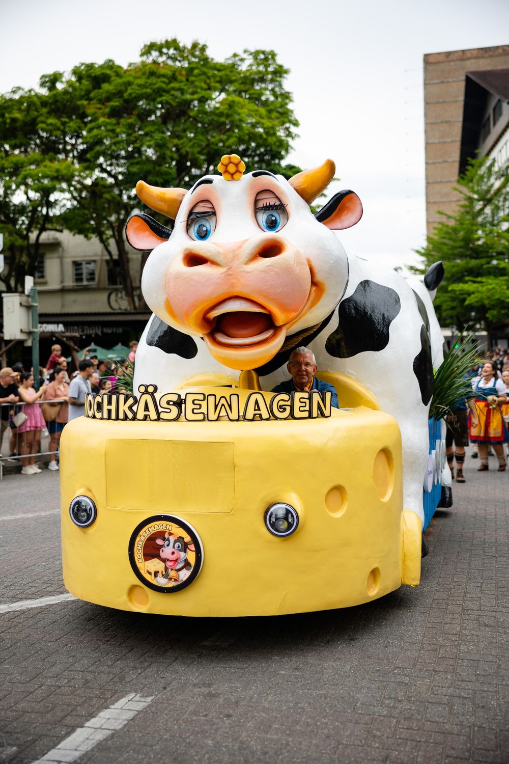 Kochk&auml;sewagen na Oktoberfest Blumenau